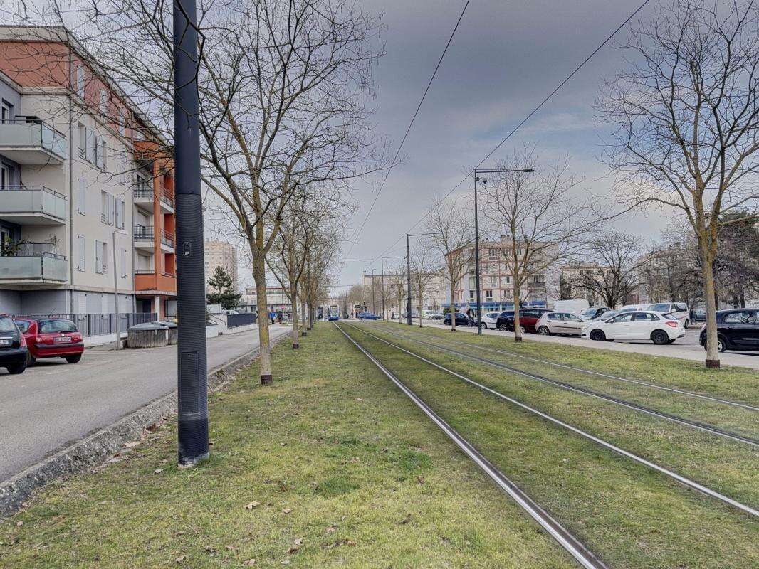 Appartement à CHENOVE