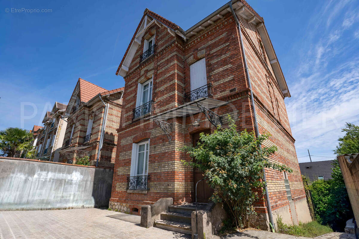 Maison à CORMEILLES-EN-PARISIS