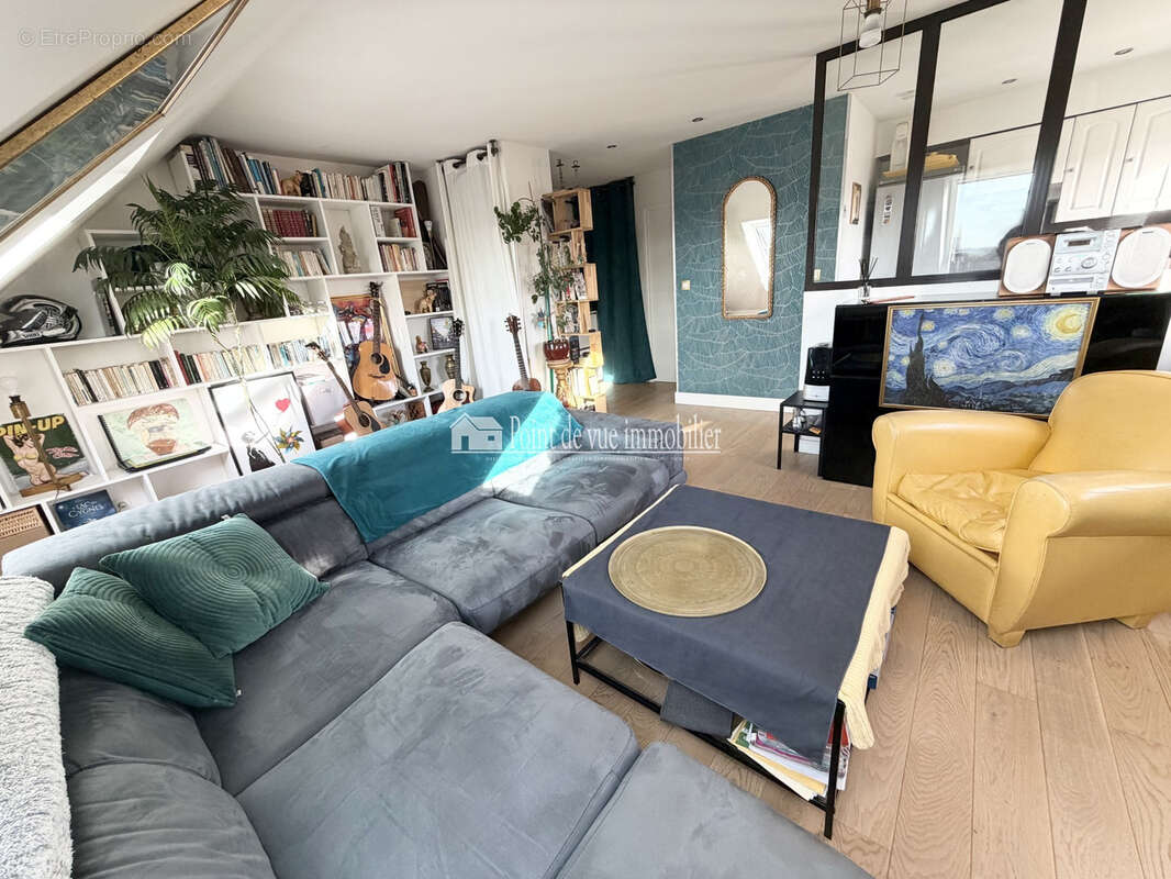 Appartement à CHILLY-MAZARIN