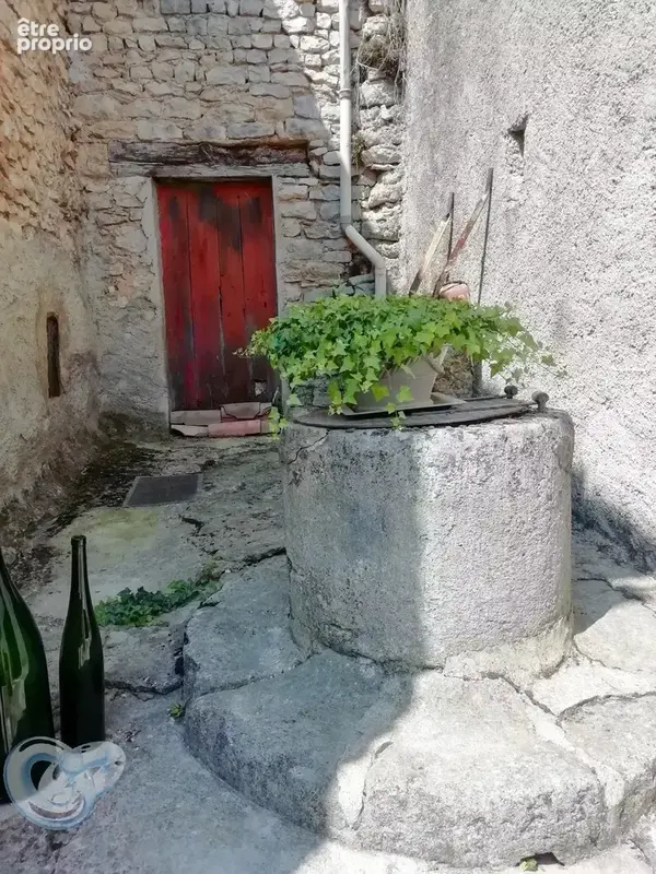 ST CHRISTOL maison de village type 5 de 130 m² avec cour et dépendance de 66 m² - - photo 10