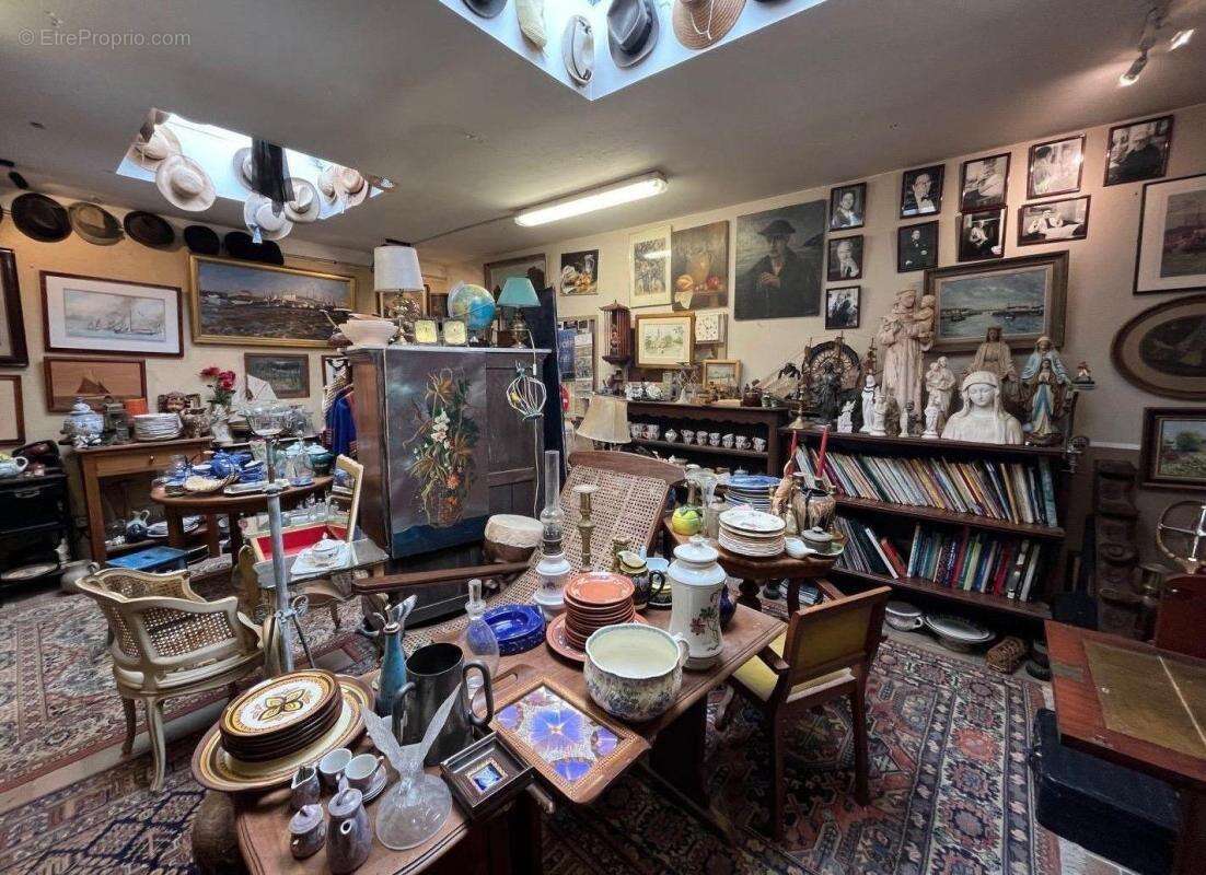 Commerce à PLOUHINEC