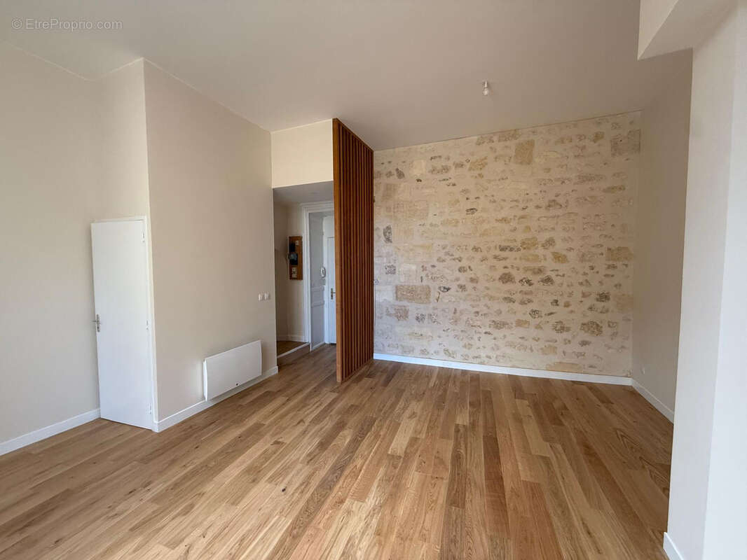 Appartement à BORDEAUX