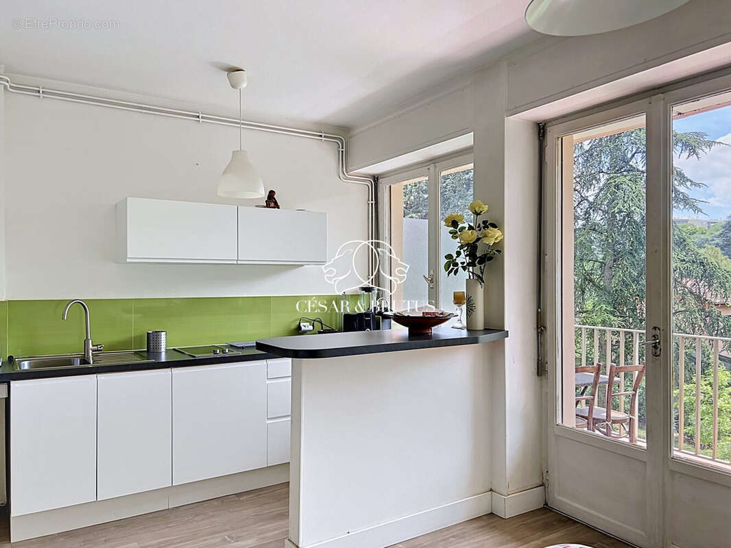 Appartement à LYON-5E