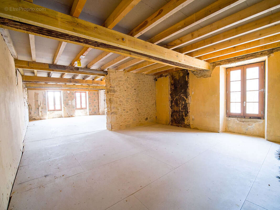 Appartement à GEAUNE
