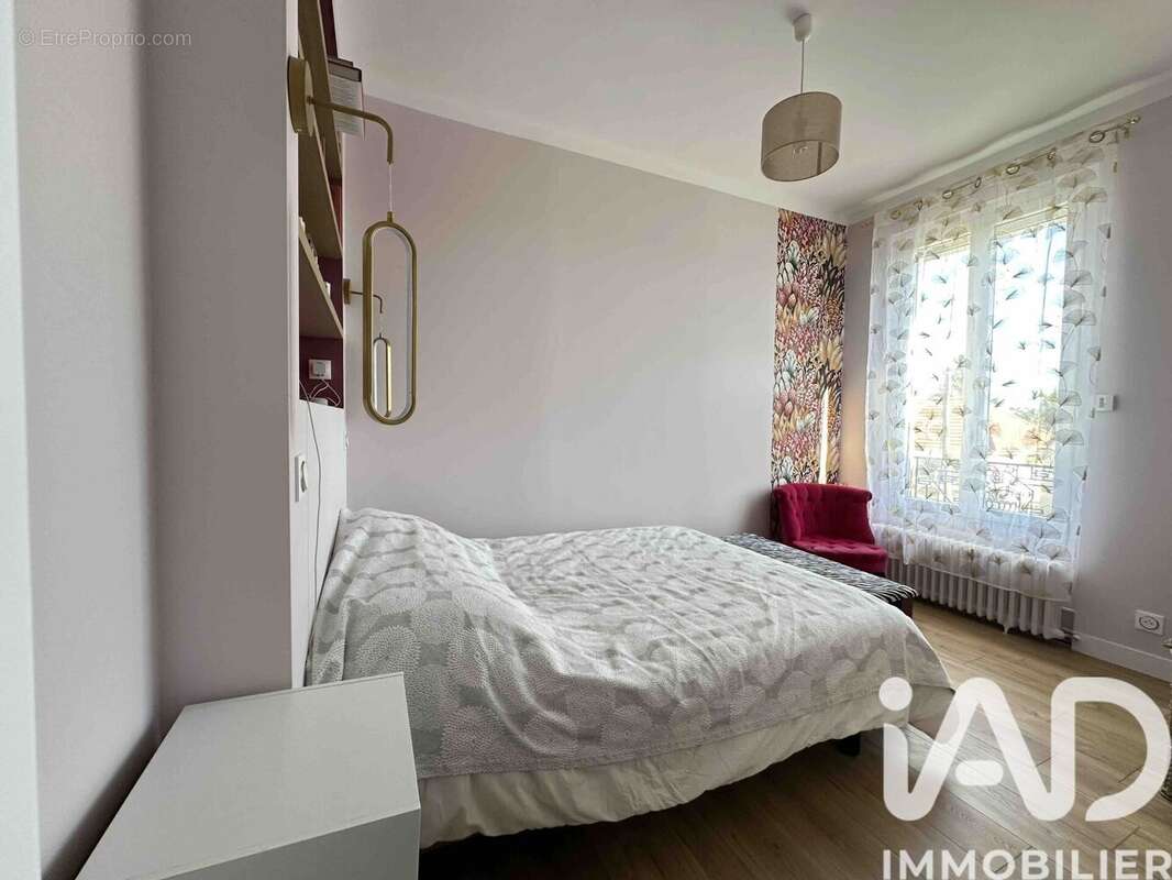 Photo 9 - Maison à HOUILLES