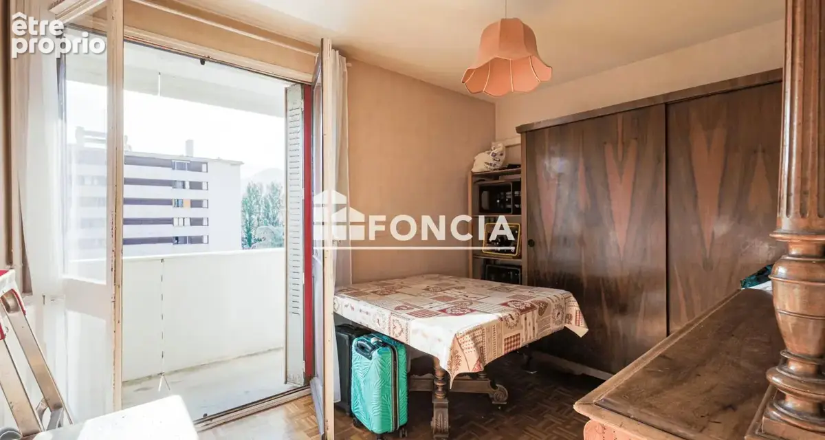 T4 avec balcon et cave - possibilite garage - photo 13