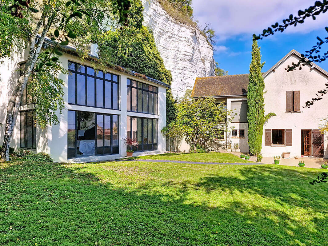 Maison à LA ROCHE-GUYON