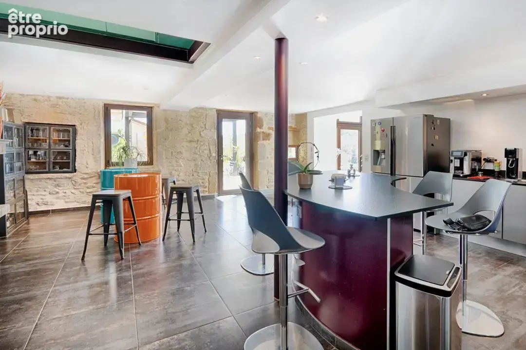 Bastide de Grand Standing : Un Écrin de Luxe et de Confort , une rénovation exceptionnelle et qualitative. - photo 12