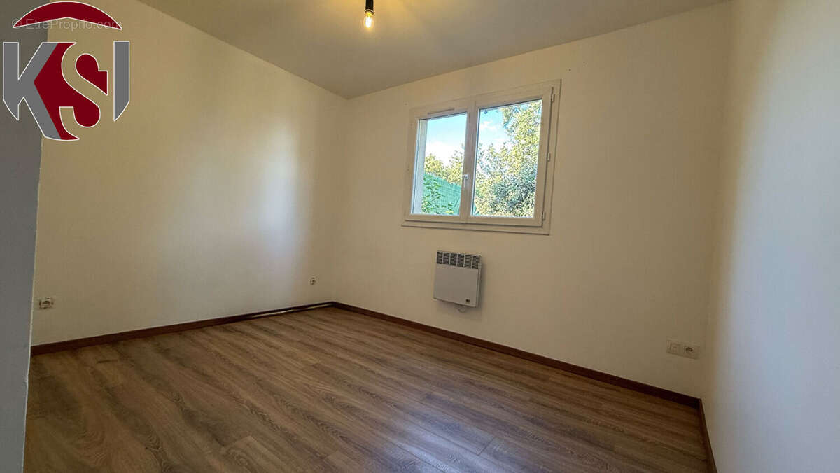 Villa t5 sur 450 m2 de terrain clos terrasse et  vaste garage - photo 8