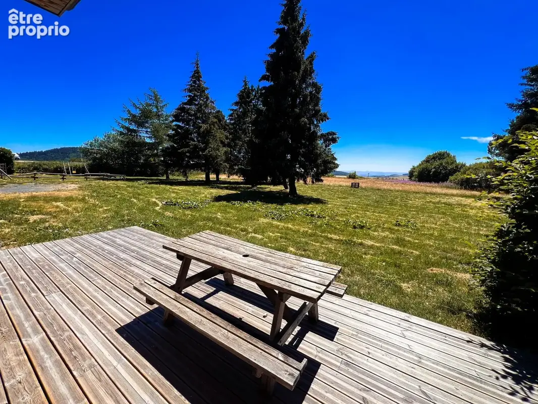 Maison 4 pièces 85 m² à vendre à Besse-Et-Saint-Anastaise (63610) - photo 2