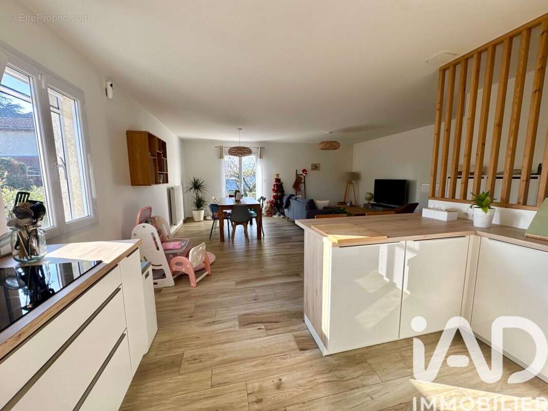 Photo 3 - Maison à SAINT-RAMBERT-D'ALBON