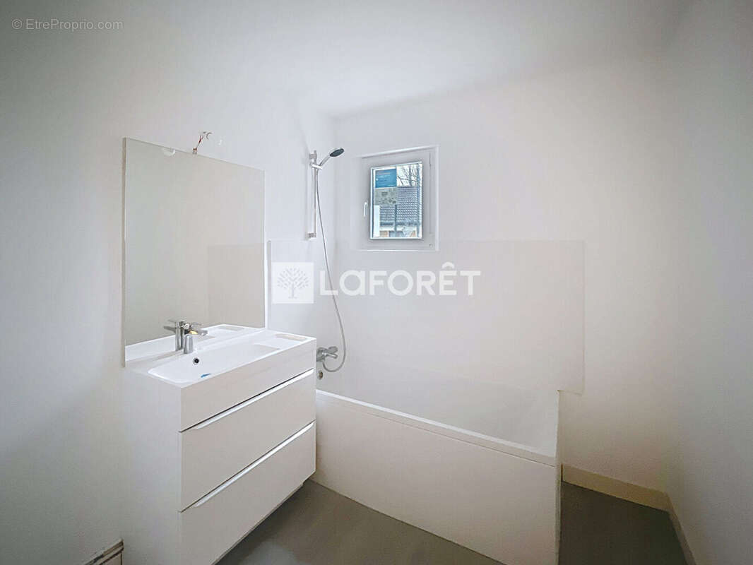 Maison à LA FERTE-SAINT-AUBIN