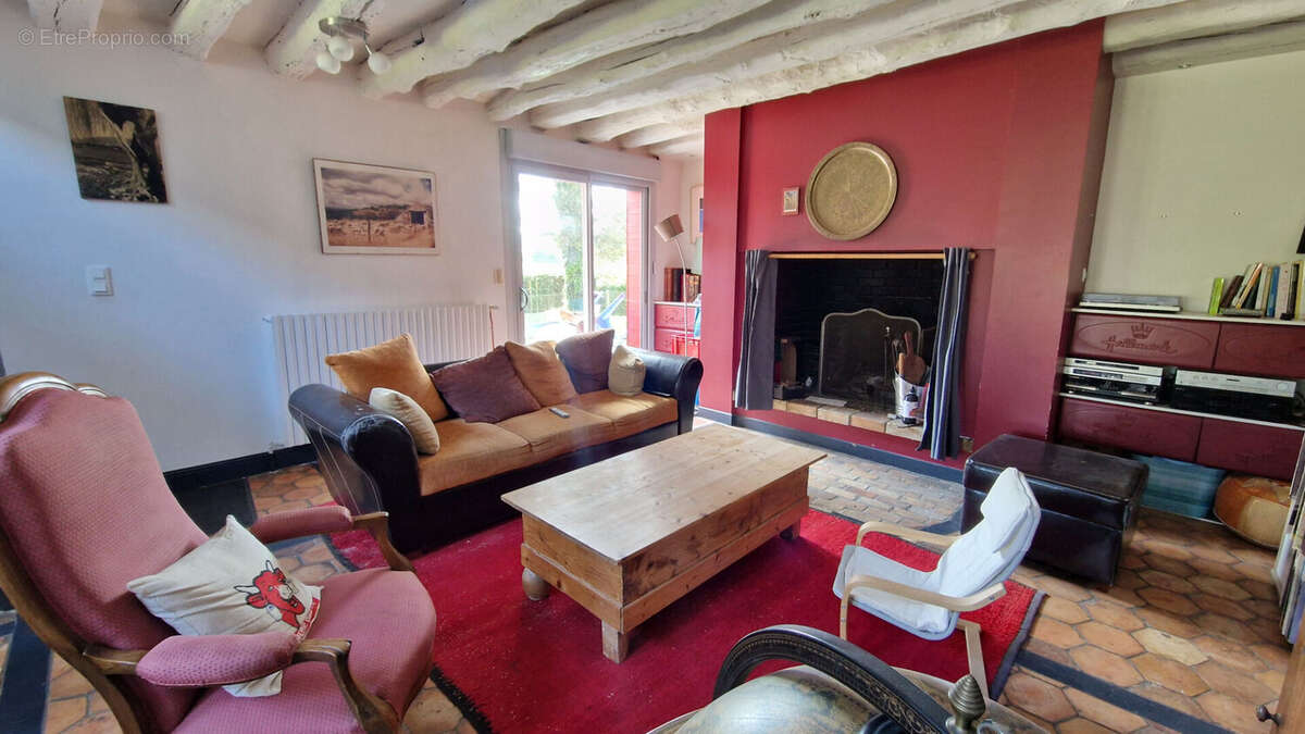 Entre MAINTENON et CHARTRES : Pavillon familial de 157 m² - photo 5