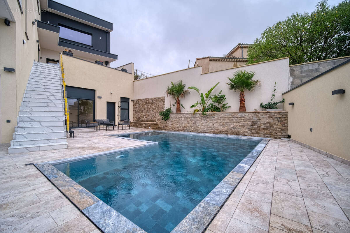 Maison à SAINT-SYMPHORIEN-SOUS-CHOMERAC