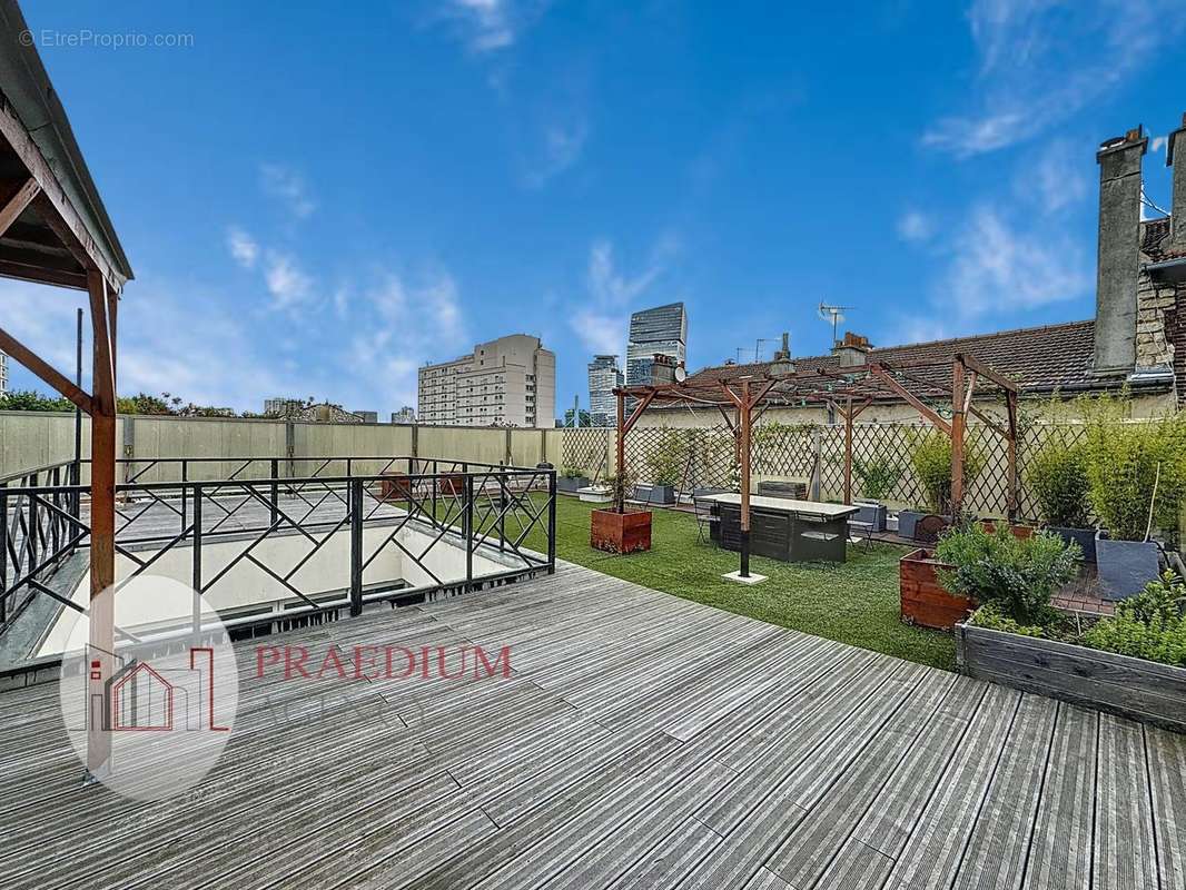 Commerce à IVRY-SUR-SEINE