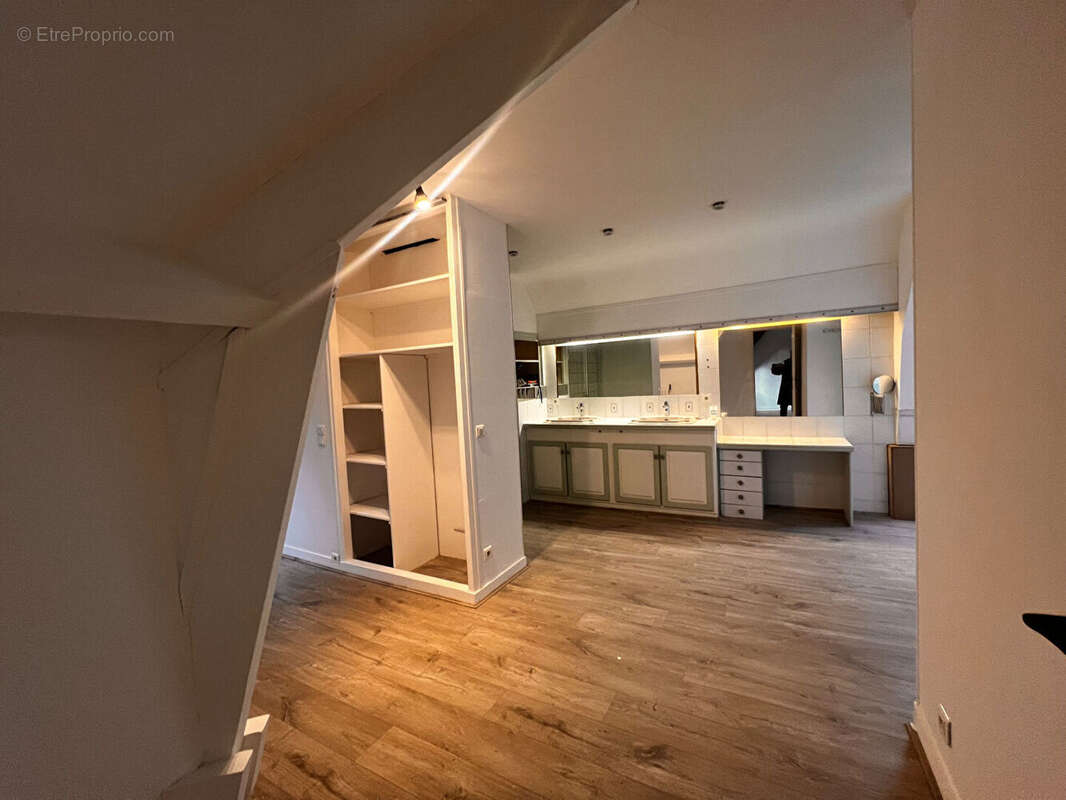 Maison à AUMONT-EN-HALATTE