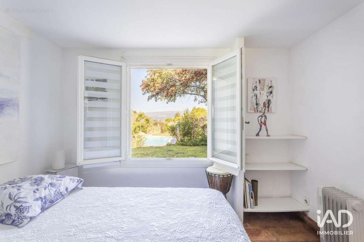 Photo 4 - Maison à TRETS