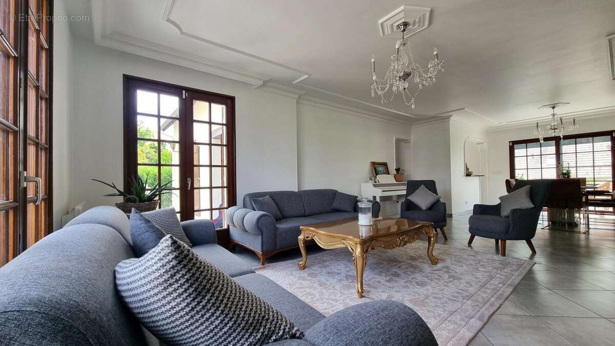 Maison à L'ISLE-ADAM