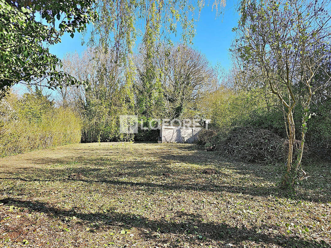 Terrain à JANVRY