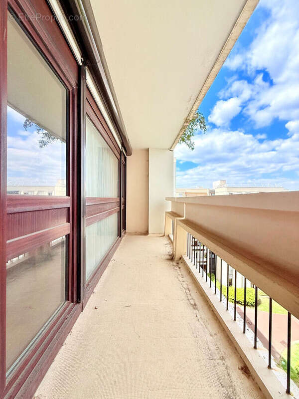 F3 - 65.14m² - Boulevard National - photo 3