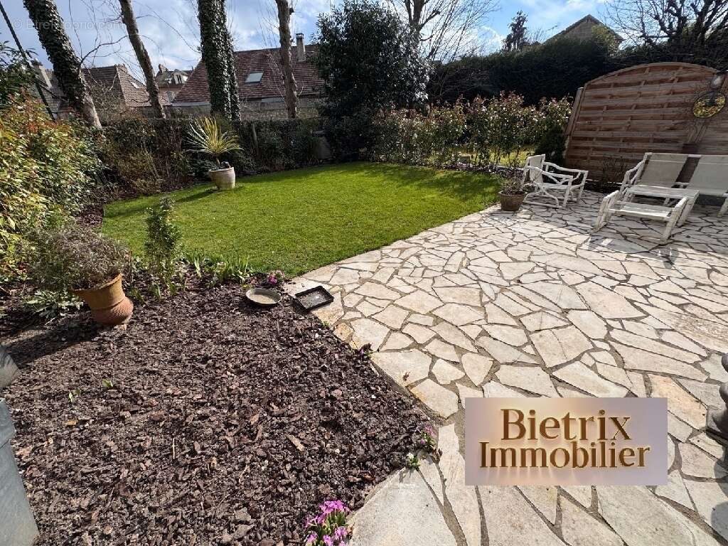 Maison à L'ISLE-ADAM