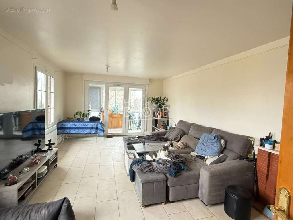 Maison à FAREMOUTIERS