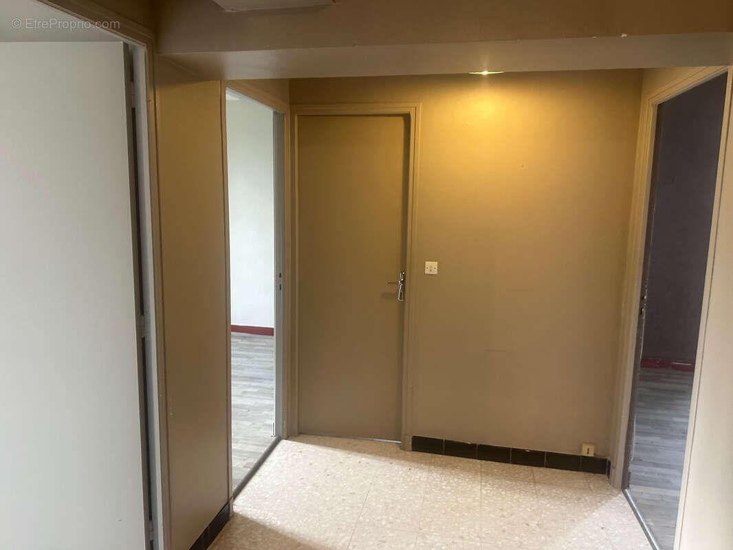 Maison à COURTHEZON