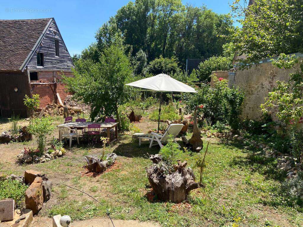 Maison à VILLIERS-SAINT-BENOIT