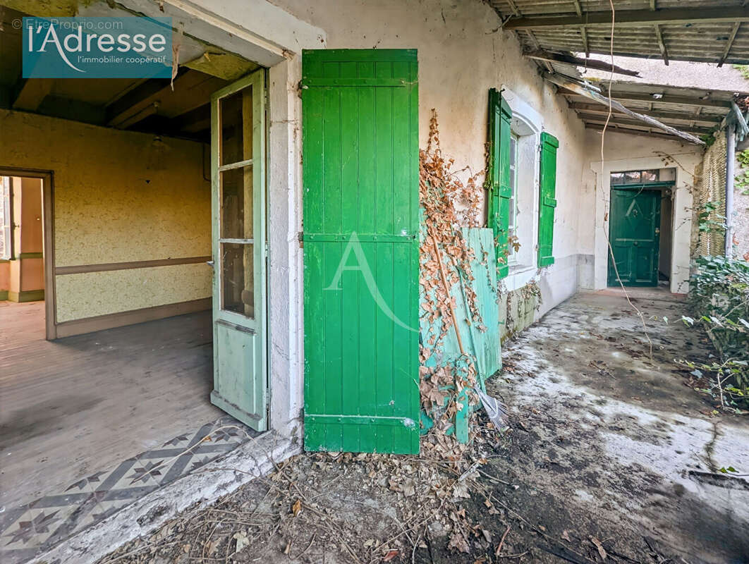 Maison à SAUX