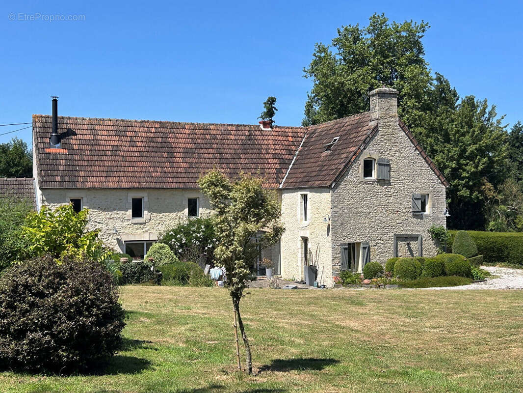 Maison 7 Pièces Esquay Sur Seulles - photo 4