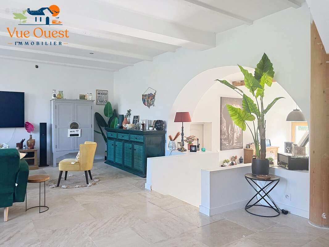 Maison 178 m² à Merlevenez  - photo 6