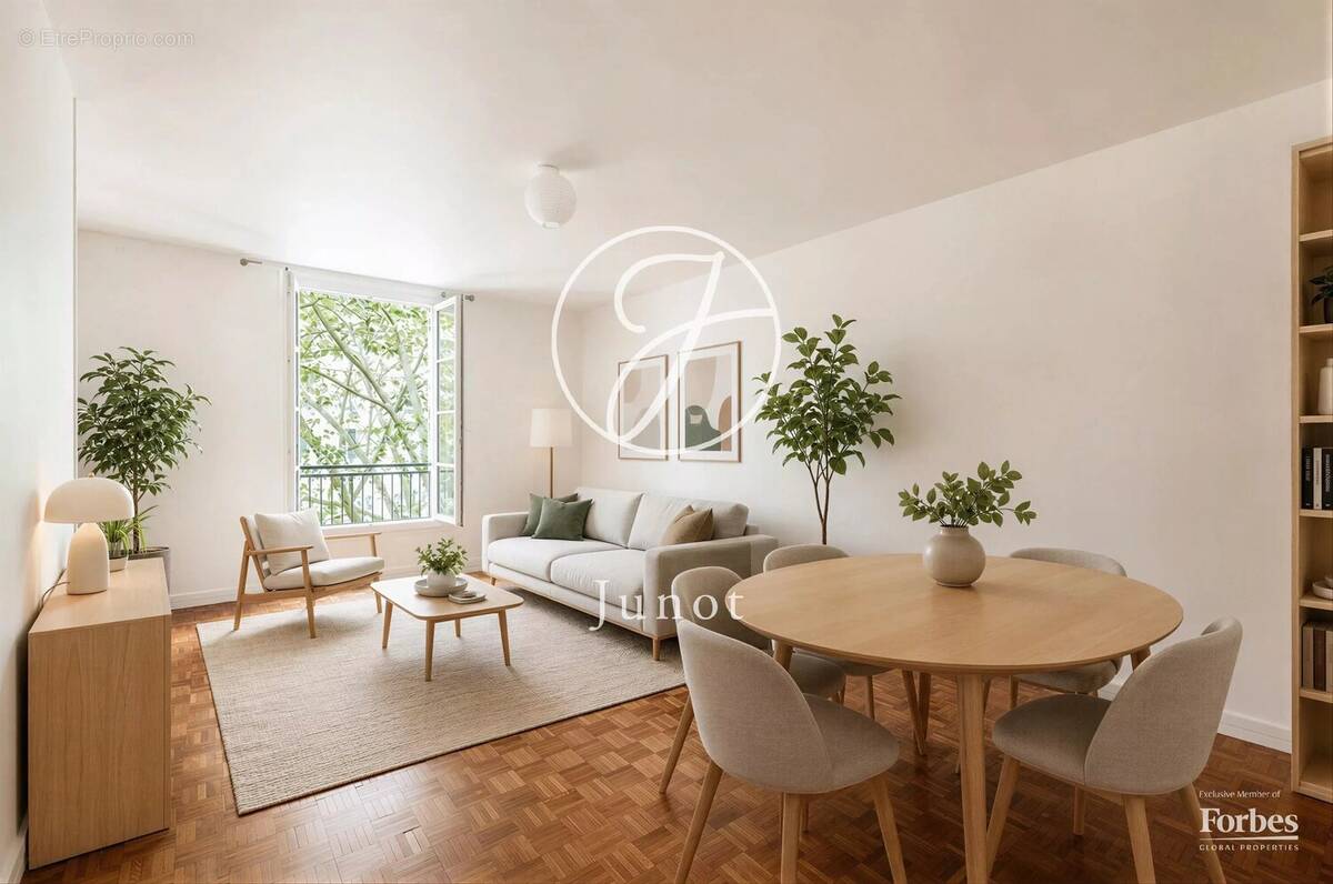 Appartement à PARIS-18E