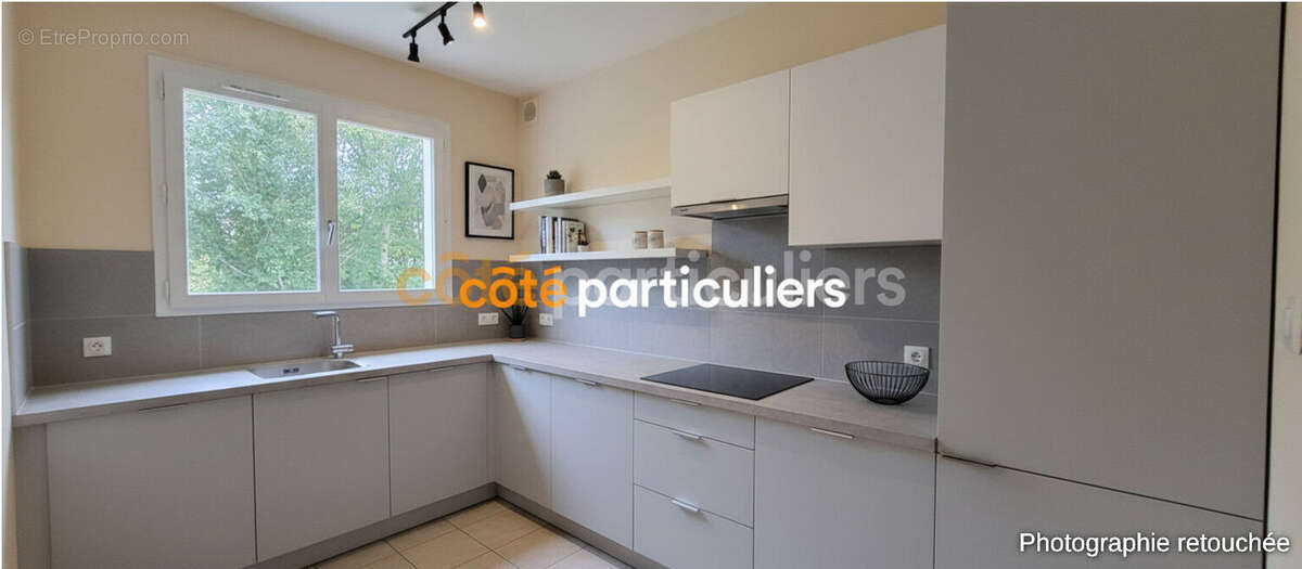 Maison familiale avec potentiel locatif . Quartier des Halles de CHOLET - photo 6