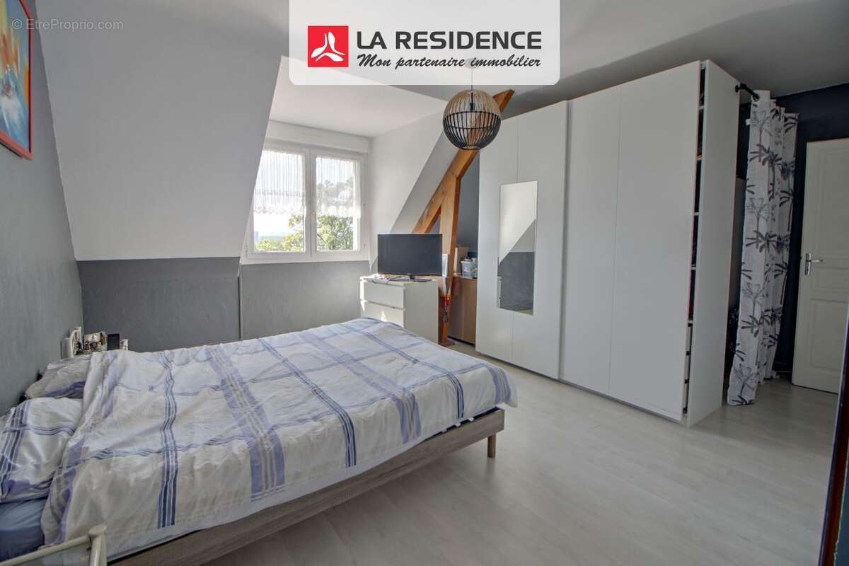 Maison 196 m² à Meulan  - photo 9