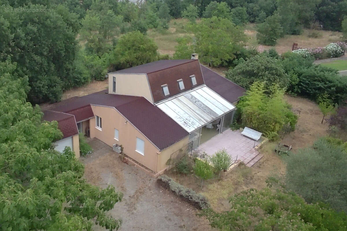 LIMOUX - Villa de 150m2 habitables avec piscine - Terrain en zone artisanale de 6 029m2 - photo 18