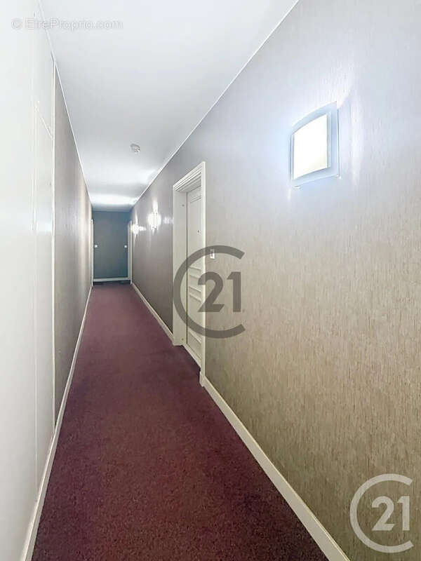 Appartement 42 m² à Reims  - photo 14