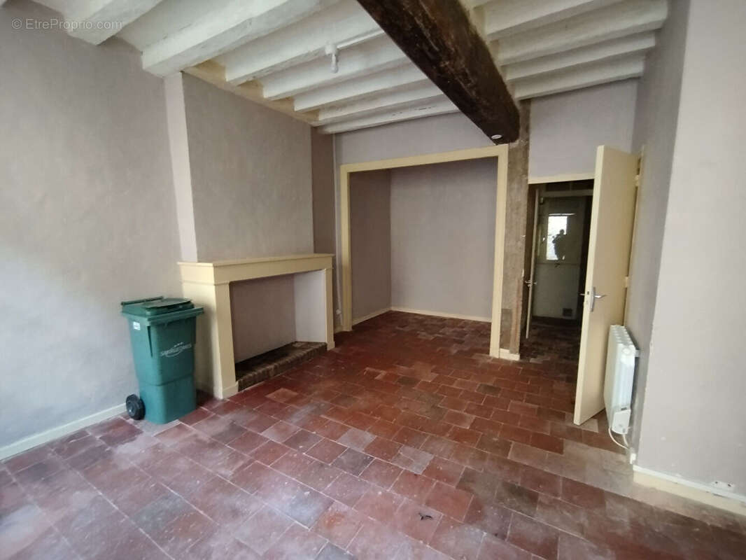 Maison à MONTMIRAIL