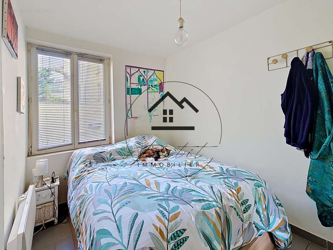 Appartement à MOUY