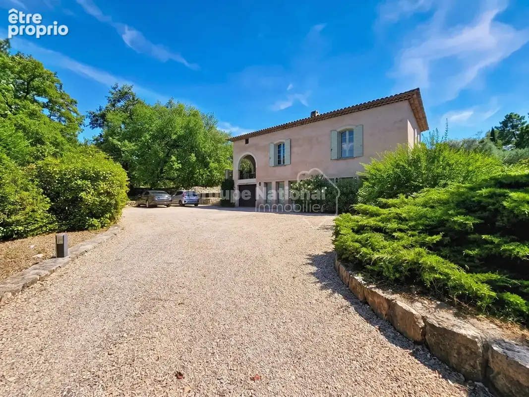 Villa d'architecte 142 m² avec piscine et nombreuses dépendances  - Callian - photo 12