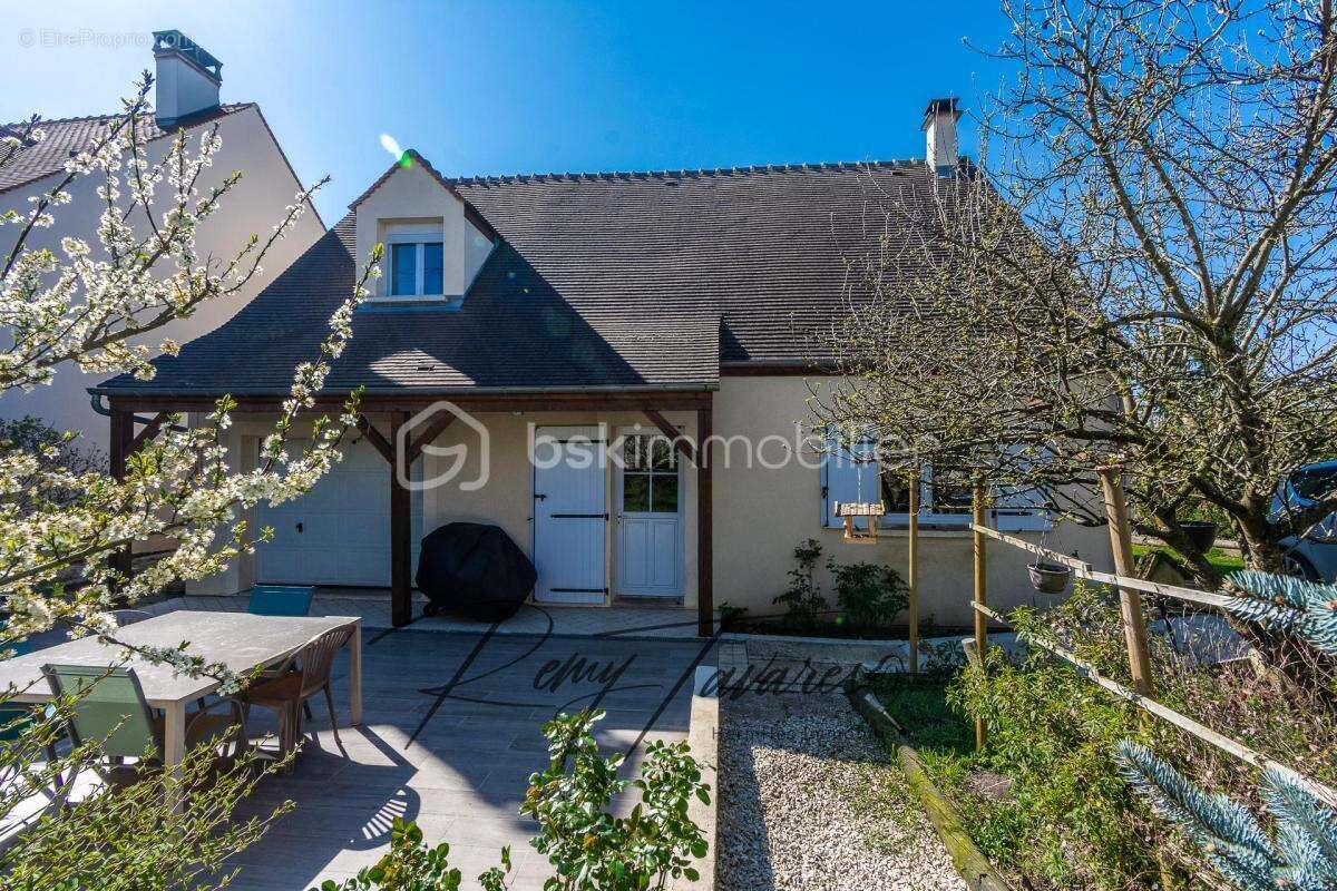 Maison Récente avec Grand Jardin - photo 2