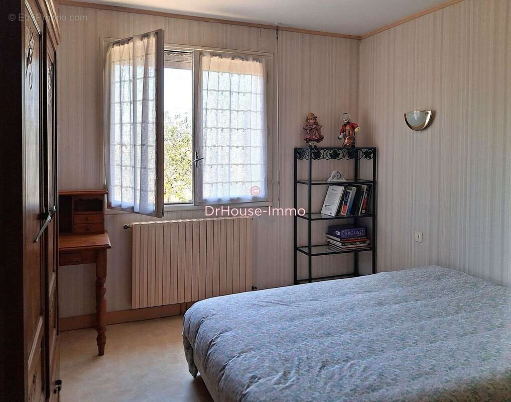 Maison 131 m² à Coulon  - photo 9