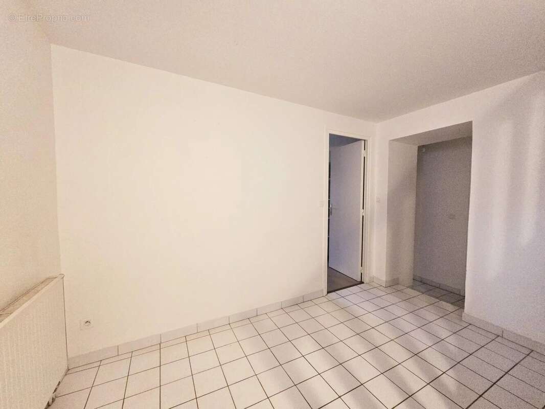 Appartement à ANSE