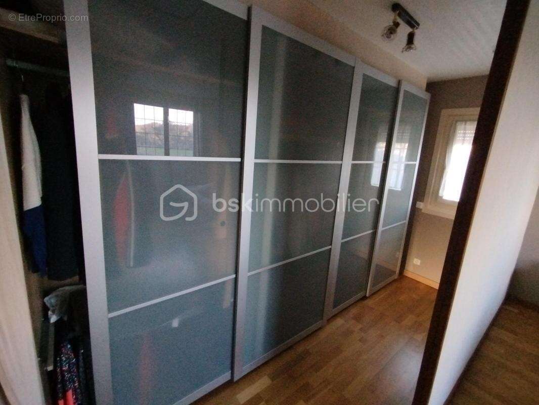 Maison à MONCHAUX-SORENG