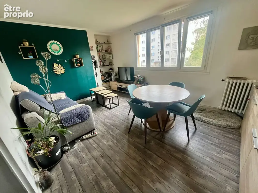 Photo Appartement à Les Clayes-Sous-Bois au prix de 168 000€