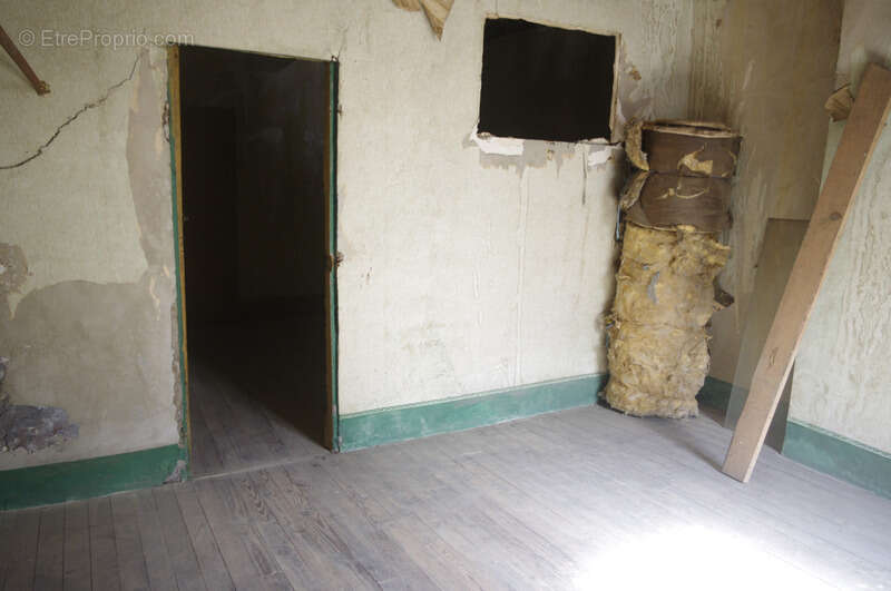 Maison à VIC-FEZENSAC