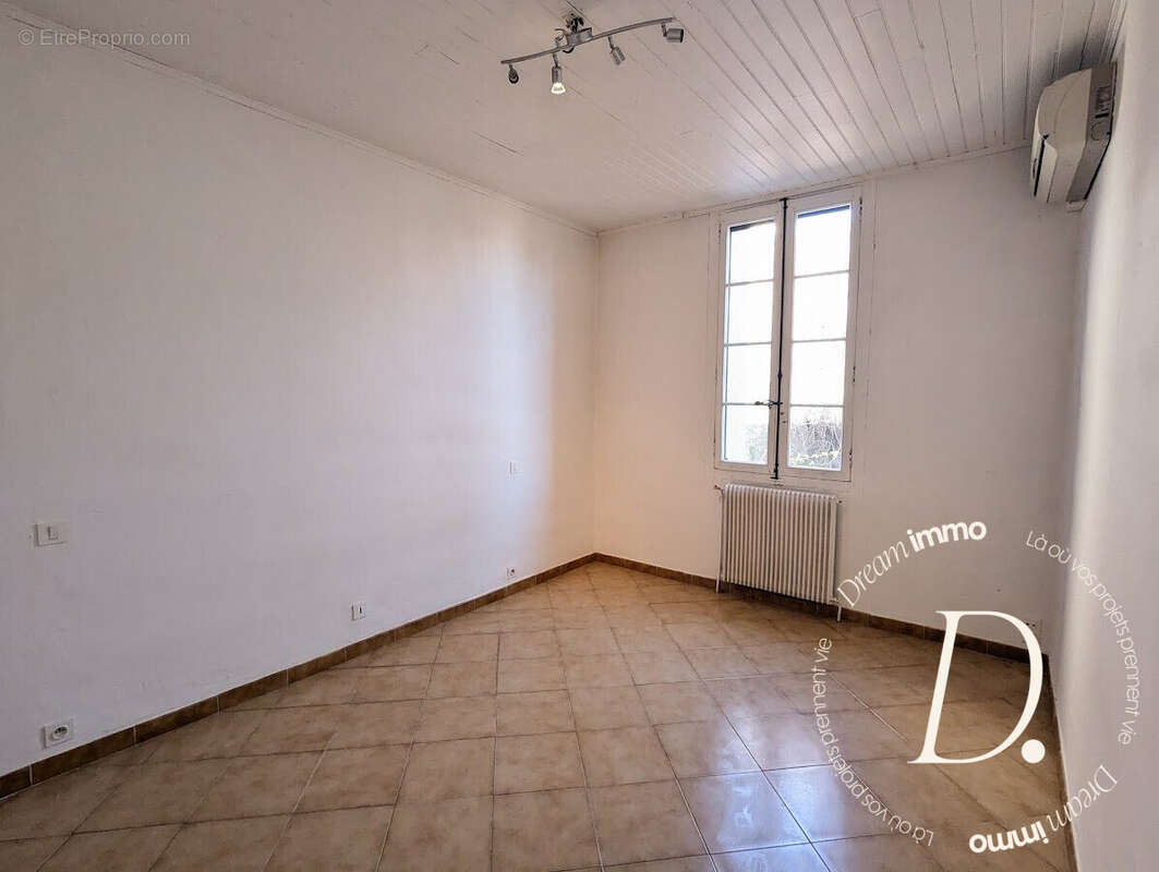 chambre 2 - Maison à ARLES