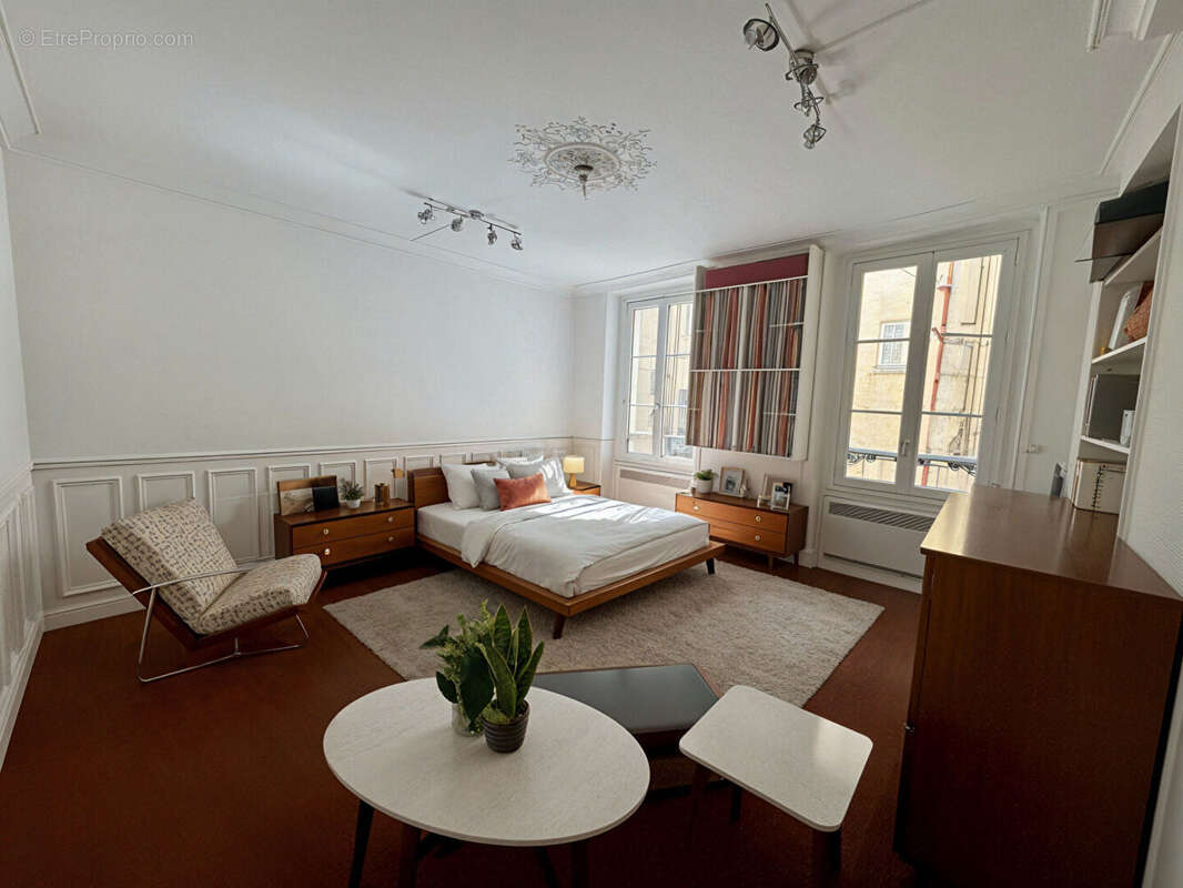 Appartement à VERSAILLES