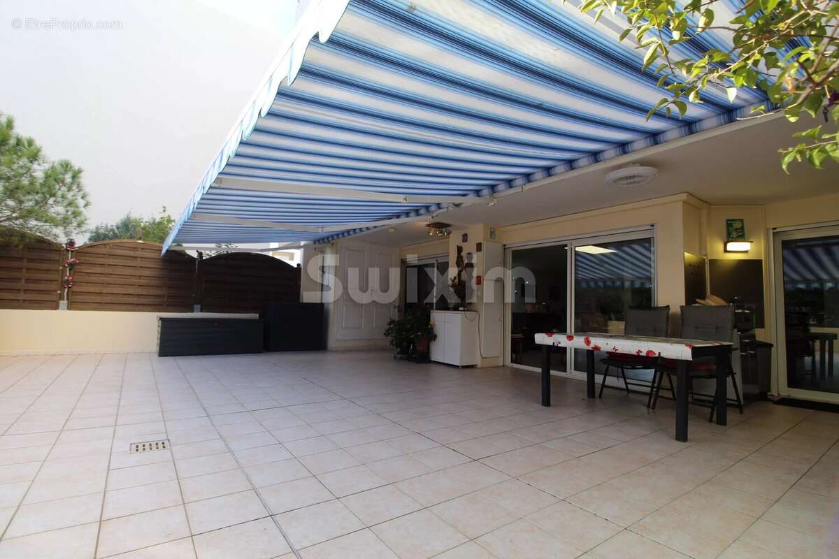 Appartement à FREJUS