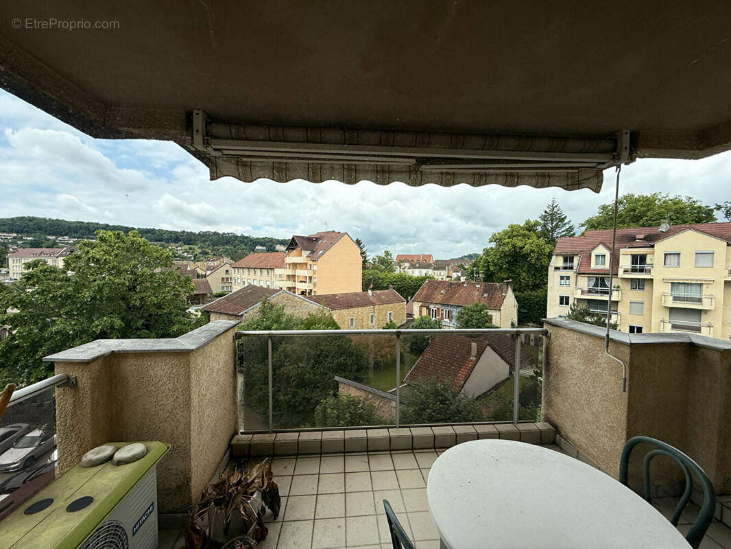 Appartement à LONS-LE-SAUNIER