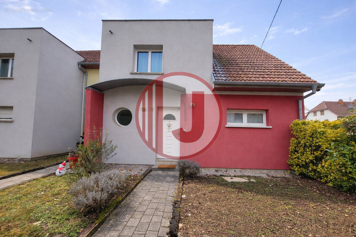 Maison à BERNWILLER